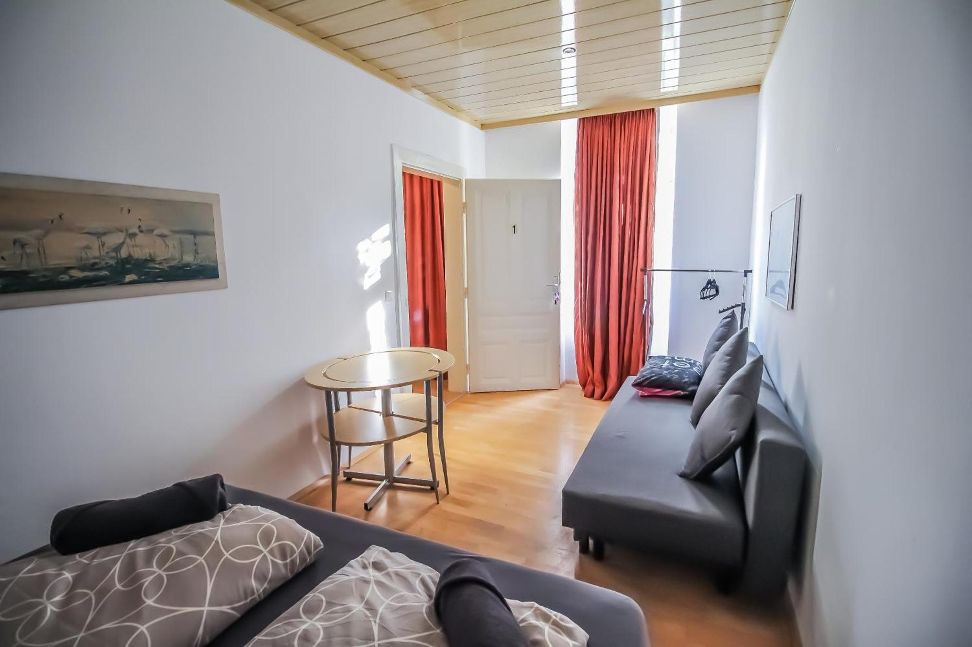 H Superior Triple Room Pr Bécs Kültér fotó
